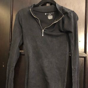 Grey Woman’s Athleisure Top